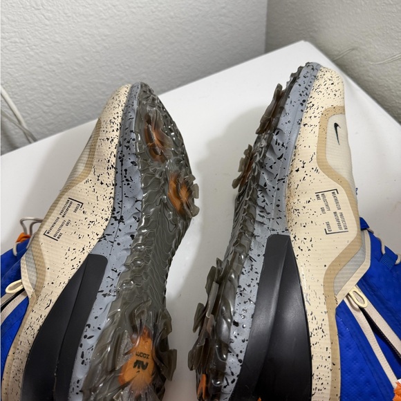 Nike zoom infiniti tour golf Blue and Cream Trail Shoes - Picture 4 of 5